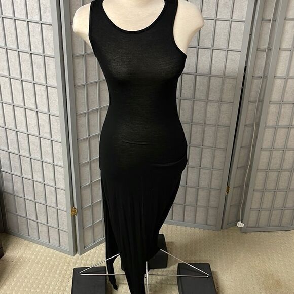Forever 21 Women's Jersey Short Sleeve Dress with Side Slit, Size Small, Black - Picture 1 of 8